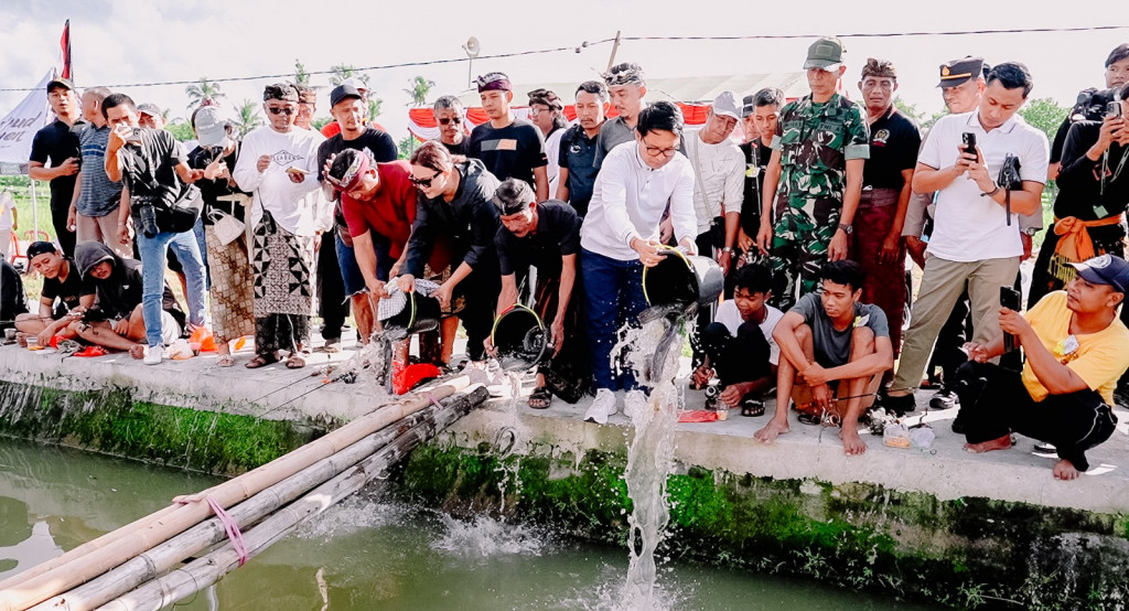 Sekda Adi Arnawa Buka Lomba Mancing Yowana Griya Dalem Sibanggede